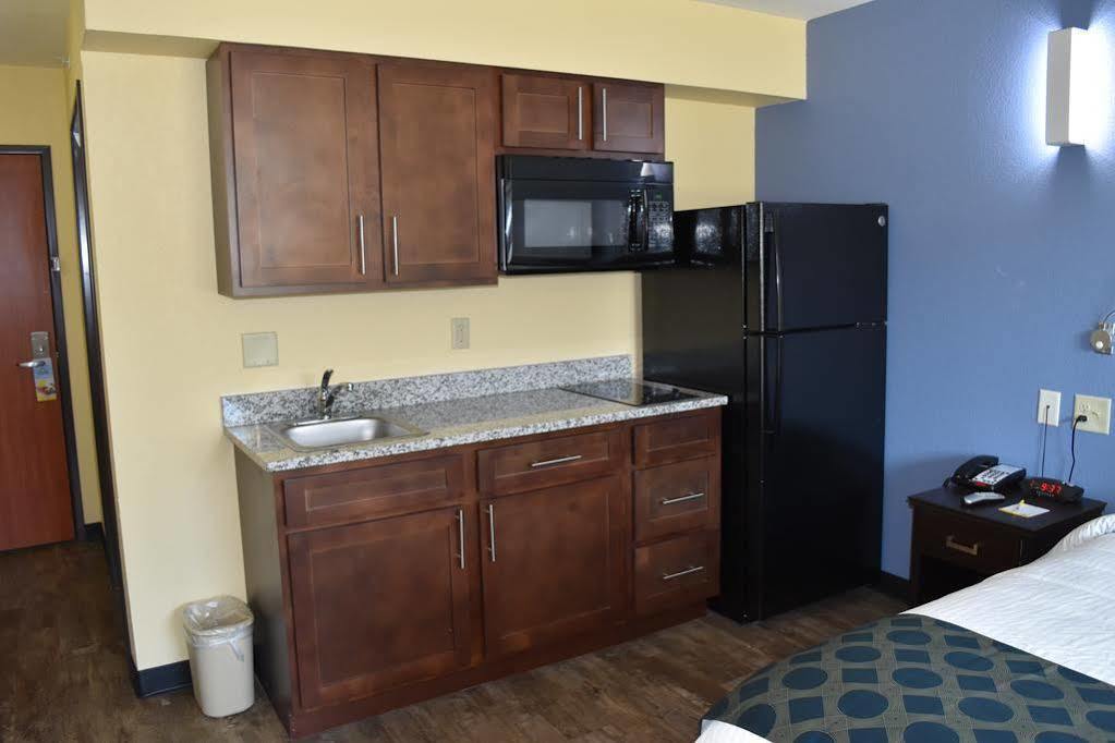Days Inn By Wyndham New Orleans Pontchartrain Экстерьер фото